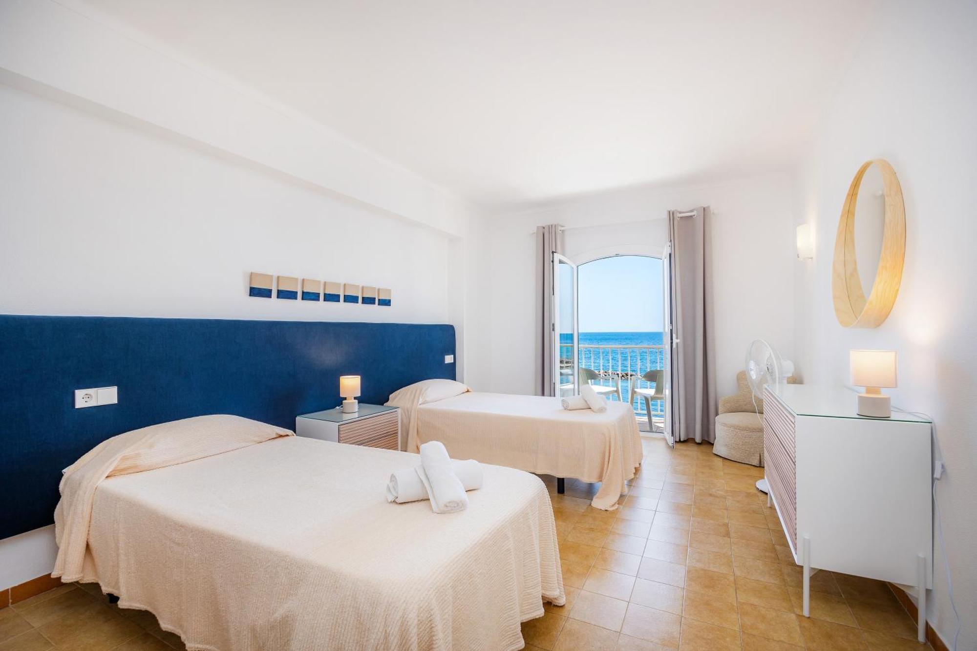 Duplex Voramar Mhm Seafront Apartment Cala Bona (Mallorca)